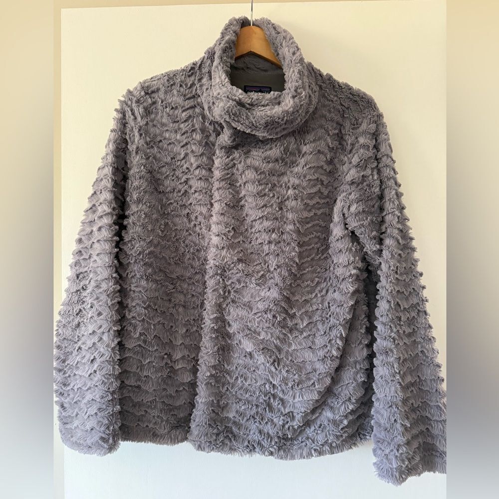 Patagonia Women's Gray Cozy Jacket